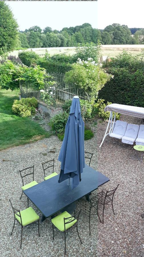 Bed and Breakfast La Pastorale La Puisaye Exterior foto